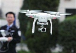 “無(wú)人機交警”規?；蠉?這些本領(lǐng)不可不知